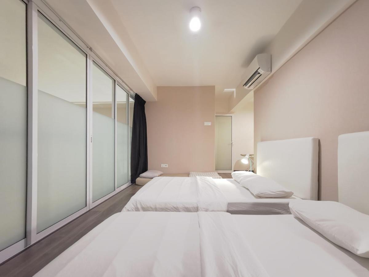 Maritime Suites Penang Jelutong Экстерьер фото